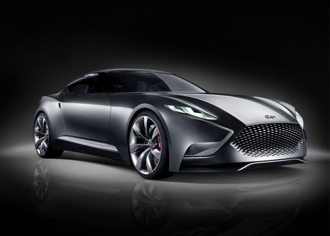 HYUNDAI’NIN MODERN PREMIUM OYUNCULARI, 2013 SEUL OTOMOBİL FUARI’NDA SAHNE ALDI
