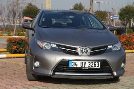 Japon usulü kompakt: Toyota Auris