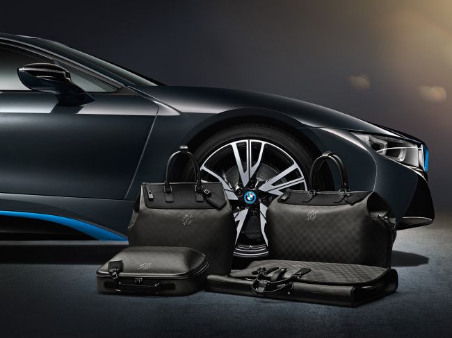 Seyahat sanatının öncüsü Louis Vuitton’dan BMW i8’e özel bavul!
