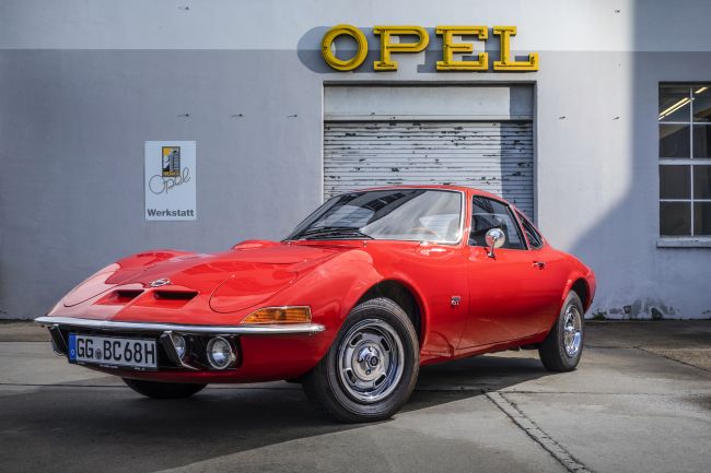 Opel Efsanesi GT 50. Yılını Kutluyor