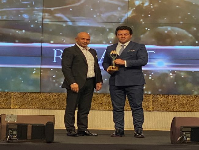 Türkiye Altın Marka Ödülleri'nde Renault, "Yılın Otomotiv Markası" seçildi. 