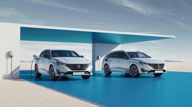 Peugeot, 2023'te Avrupa'nın En Kapsamlı Elektrikli Ürün Gamına Sahip Olacak!
