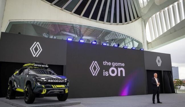 Renault, Uluslararası Pazarlarda Daha Karlı Büyüme İçin Sekiz Modelini Duyurdu