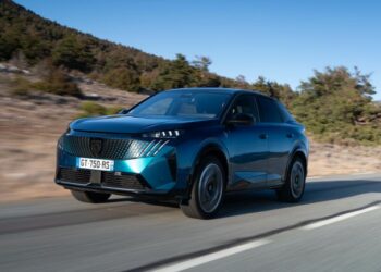 Yeni Nesil PEUGEOT 3008 Hibrit ve Elektrikli Versiyonları Yaz Aylarında Türkiye'de Satışa Çıkacak