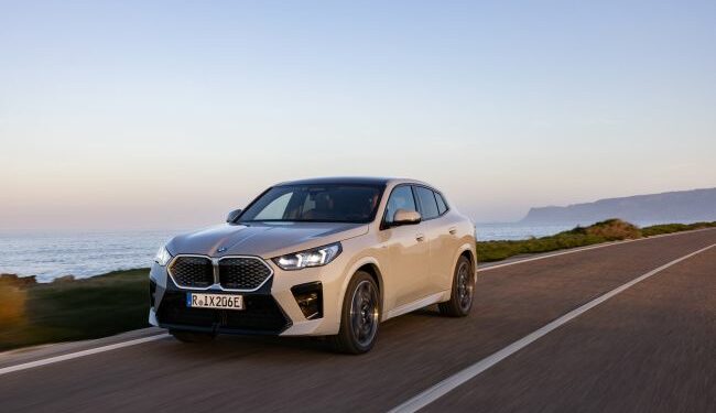 Dinamik Tasarım ve Geniş Yaşam Alanını Bir Arada Sunan Yeni BMW iX2 eDrive20 Satışa Sunuldu