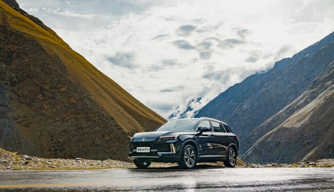 Skywell Yeni Hibrit SUV modeli HT-i ile Yine İddialı