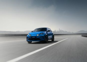 Yarış Pistlerinden Şehrin Sokaklarına: Alpine A290