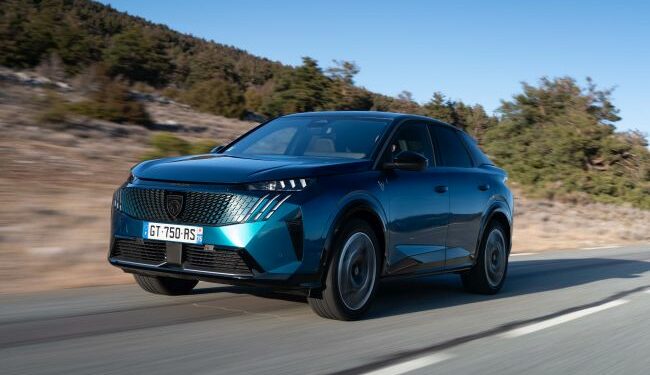 Yeni Peugeot 3008 Eylül Ayında Türkiye'de Yollara Çıkacak!