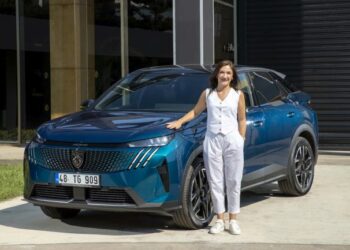 Yeni PEUGEOT 3008 ve 500 Km Menzilli Elektrikli E-3008 Türkiye'de Satışa Sunuldu!