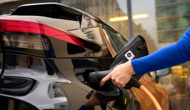 Toyota, Avrupa’da Tam Hibritler Dahil Çoklu Mobilite Stratejisiyle 6 Milyonluk Elektrifikasyonlu Araç Satışına Ulaştı 