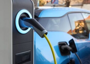 Elektrikli Araçlar Şarjdayken Araba Çalışır mı? Soru ve Cevaplarıyla Bilmeniz Gerekenler
