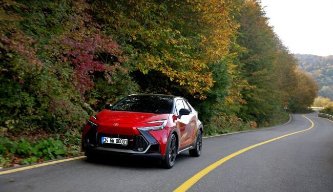 Toyota C-HR Hybrid GR SPORT ile Sportif Kimliğini Güçlendiriyor
