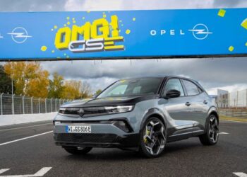 Yeni Opel Mokka GSE Sportif Ruhu ve Elektrikli Performansıyla Yollara Çıkıyor!