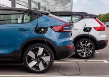Hibrit ve Elektrikli Araçlar Zirvede! İşte Son Satış Rakamları