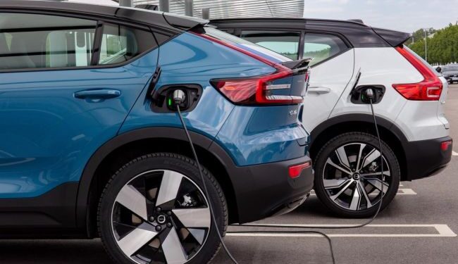Hibrit ve Elektrikli Araçlar Zirvede! İşte Son Satış Rakamları