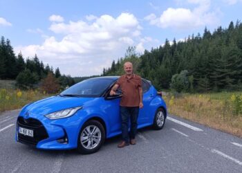 Toyota Yaris Hybrid 1.5 Passion X-Pack e-CVT Test Sürüşü: Şehir İçinin Sessiz ve Ekonomik Yıldızı